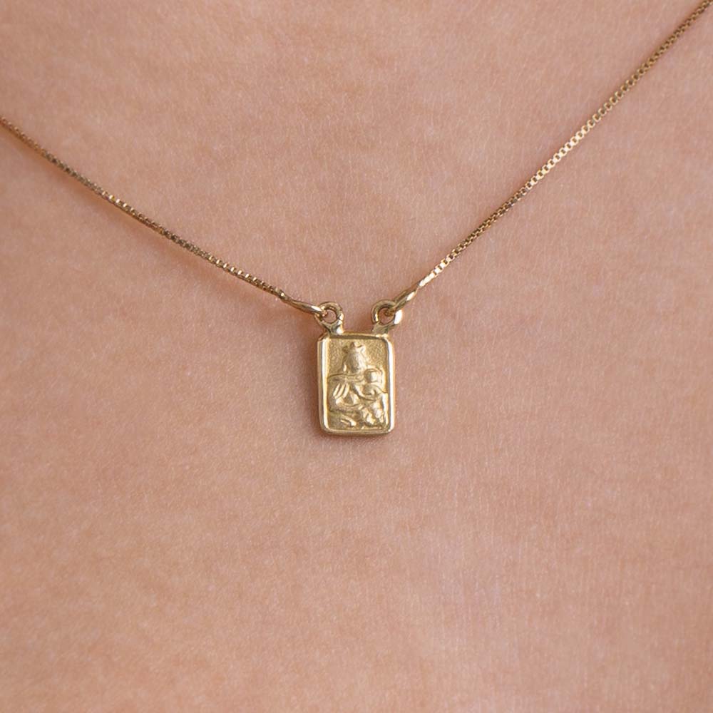 Escapulário com Fio Veneziana em Ouro 18k com Imagem Pequena
