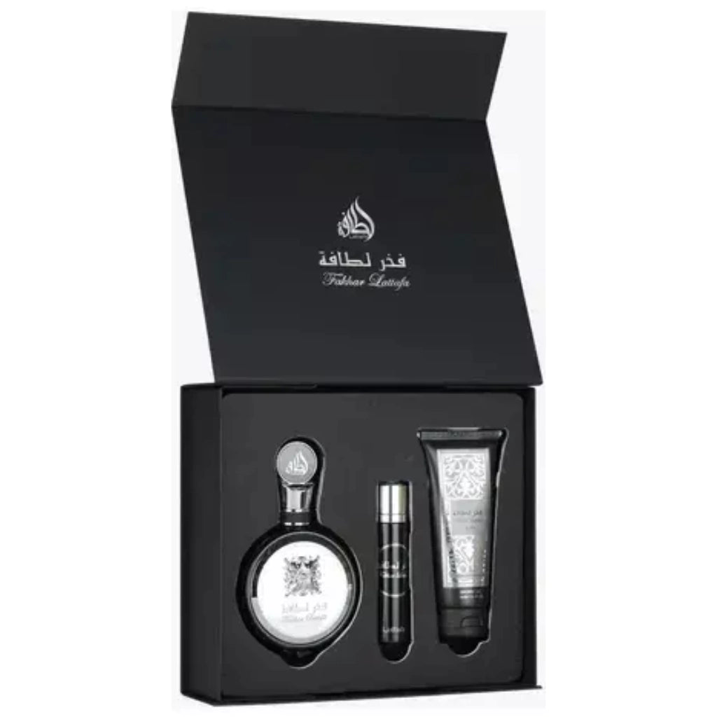 Kit Fakhar Black
